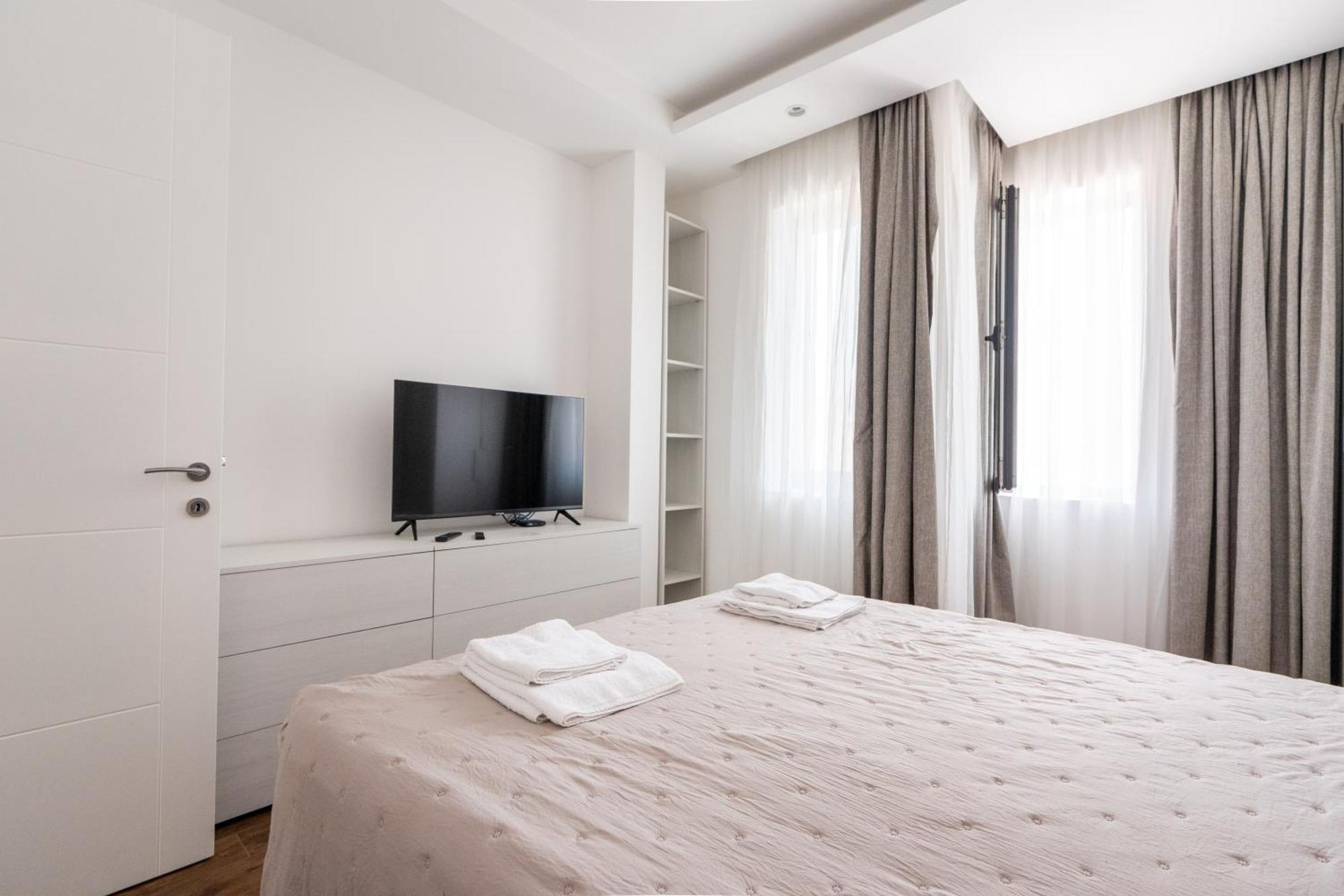 Kondina Suites Belgrado Exterior foto